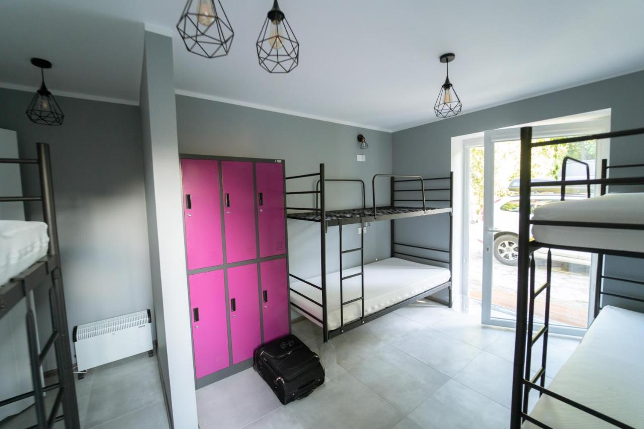 Pod Cyprysami - Surf & Family Resort ยาสตาร์เนีย ภายนอก รูปภาพ