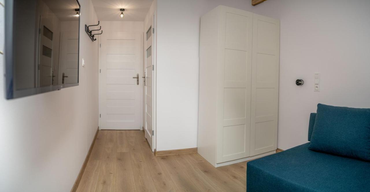 Pod Cyprysami - Surf & Family Resort ยาสตาร์เนีย ภายนอก รูปภาพ