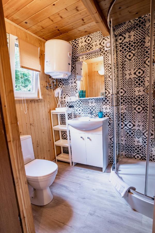 Pod Cyprysami - Surf & Family Resort ยาสตาร์เนีย ภายนอก รูปภาพ