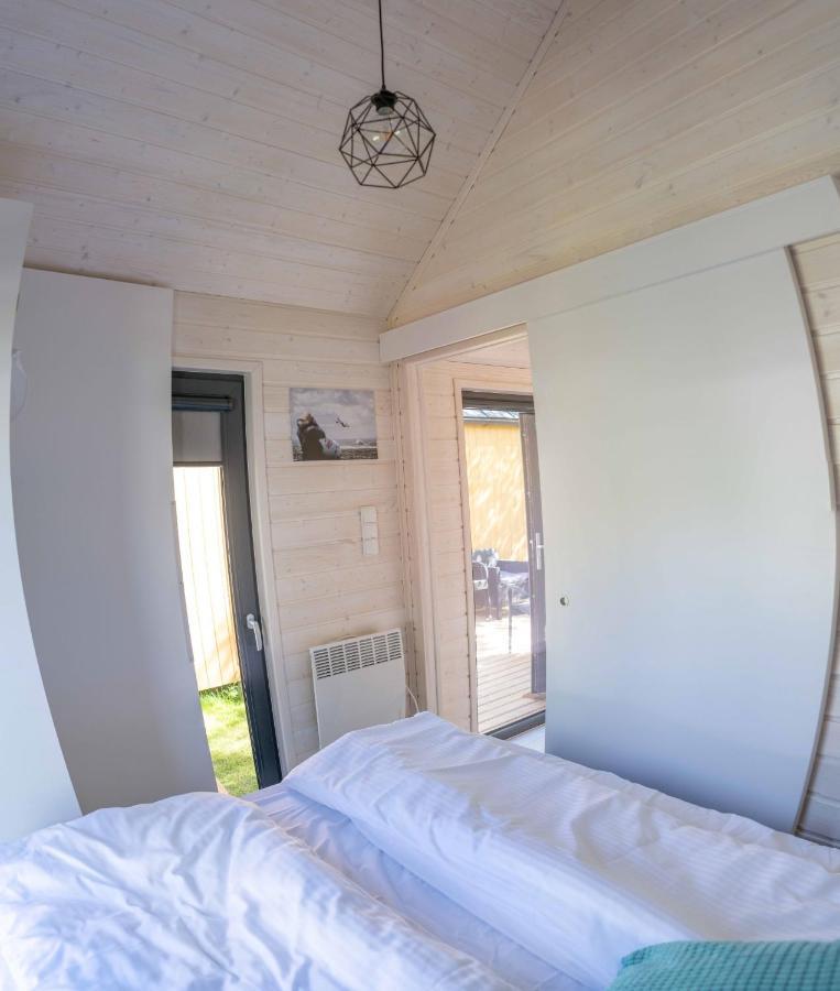 Pod Cyprysami - Surf & Family Resort ยาสตาร์เนีย ภายนอก รูปภาพ